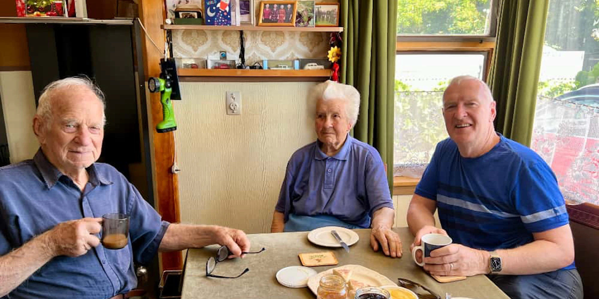 Tea with Frank and Shriley in Christchurch