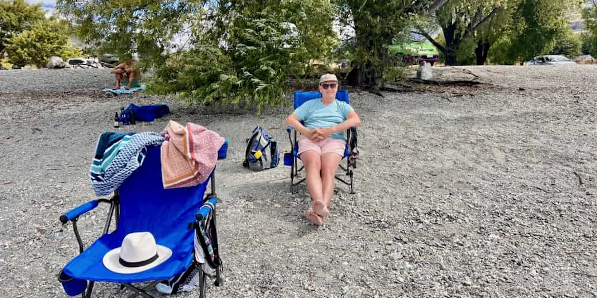 Relaxing in Glendhu Bay